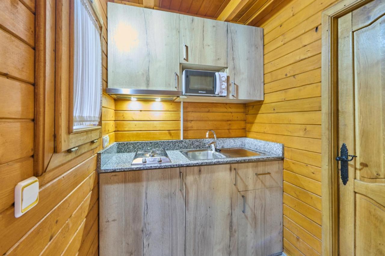 Camping Fontfreda Castellar del Riu Zewnętrze zdjęcie